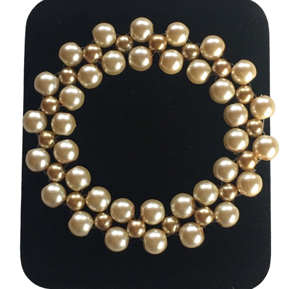 Handmade Pearl Bracelets - Picture 4 of 6